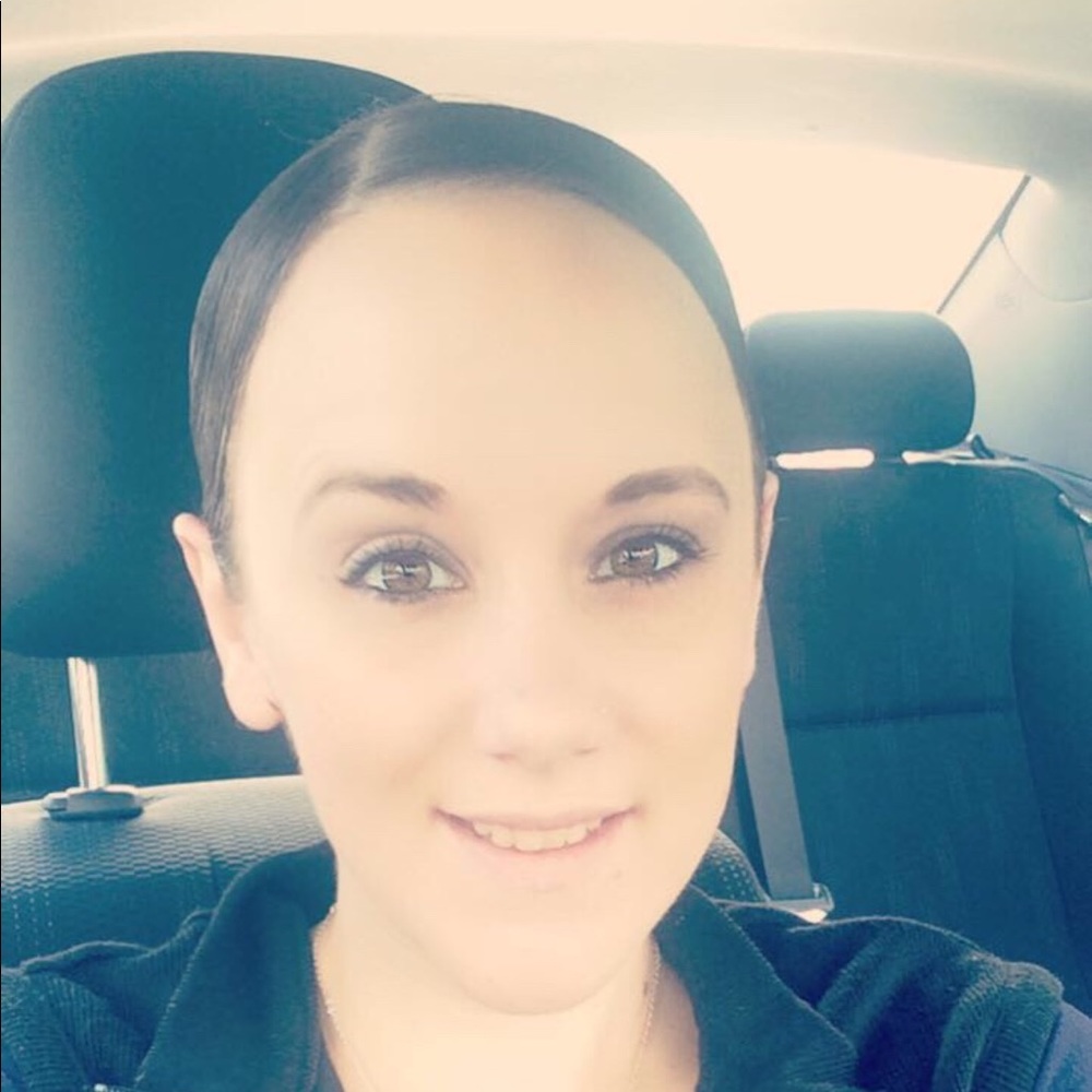 Meet your Posher, Stephanie